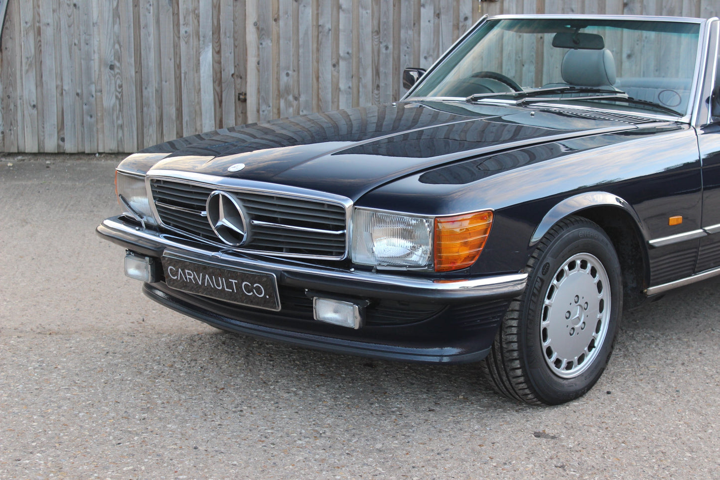 Mercedes-Benz R107 500SL - Live Auction