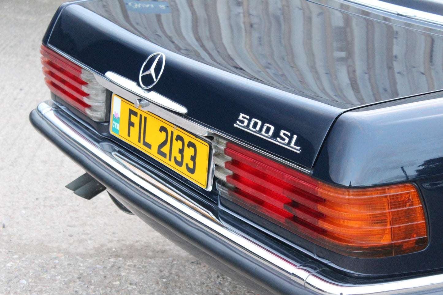 Mercedes-Benz R107 500SL - Live Auction