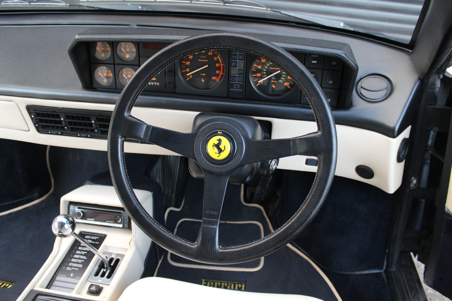 Copy of 1987 Ferrari Mondial 3.2 'Quattrovalvole'