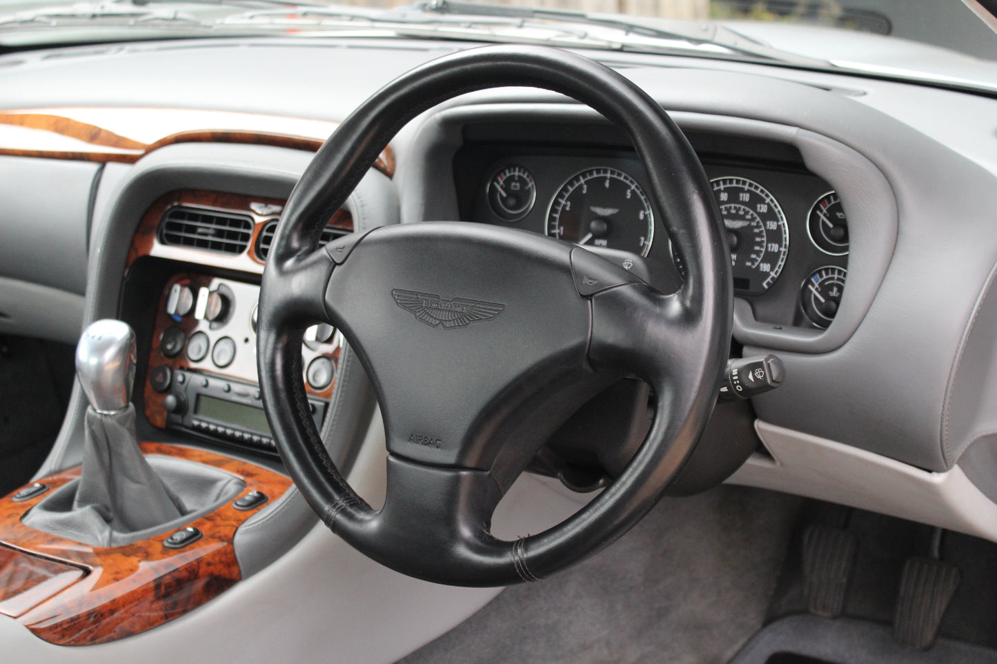Aston Martin DB7 Vantage - Manual