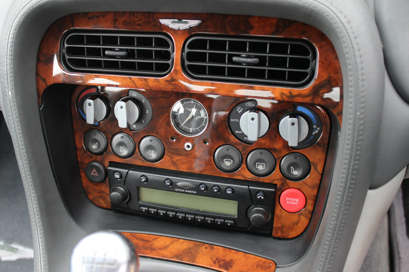 Aston Martin DB7 Vantage - Manual