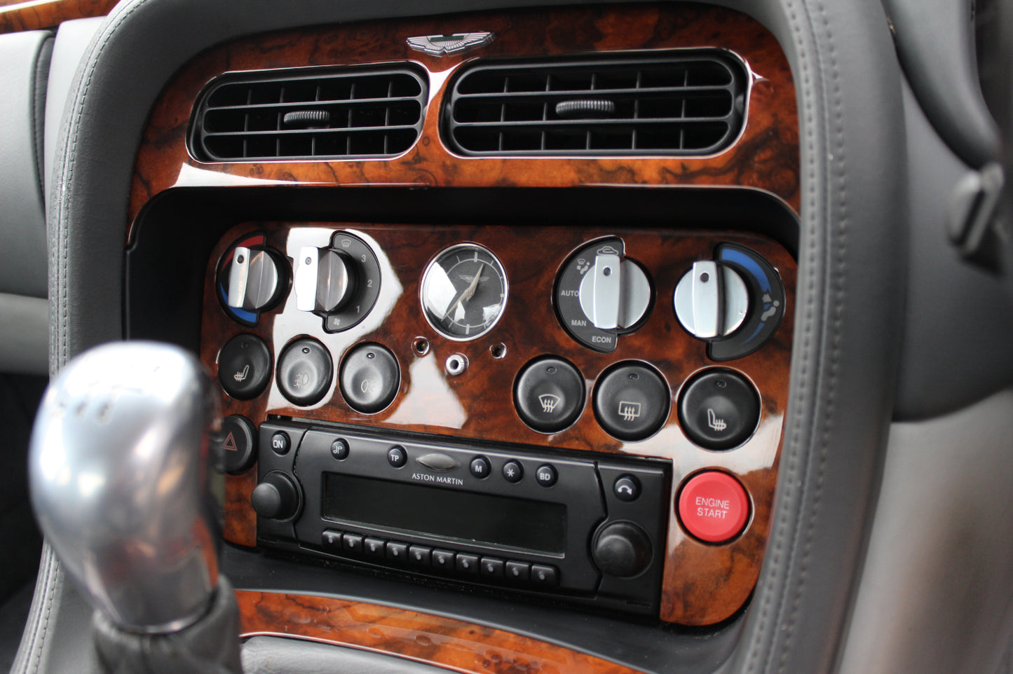 Aston Martin DB7 Vantage - Manual