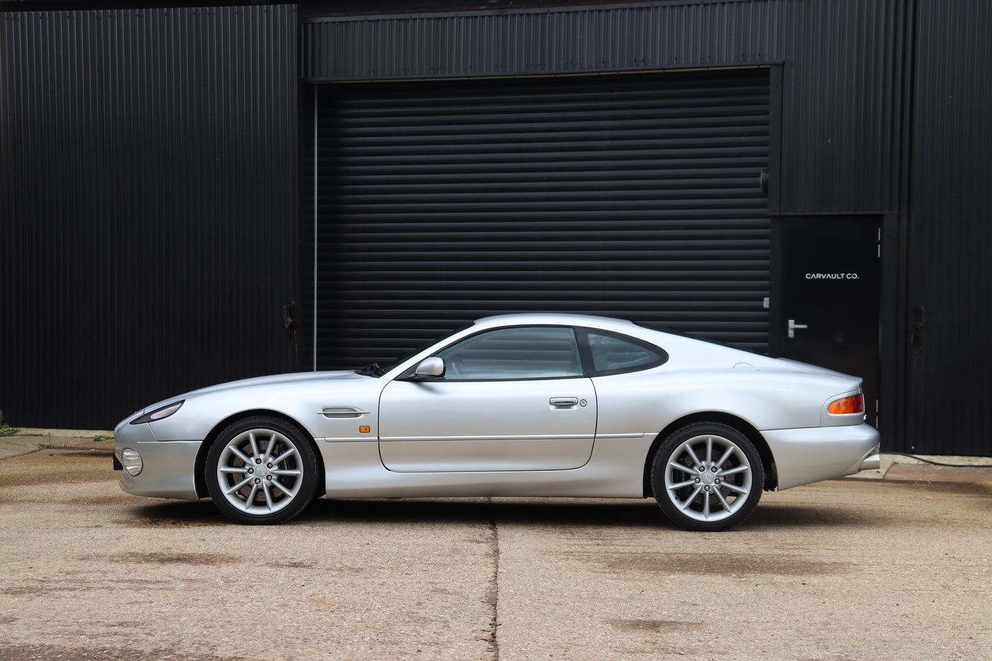 Aston Martin DB7 Vantage - Manual