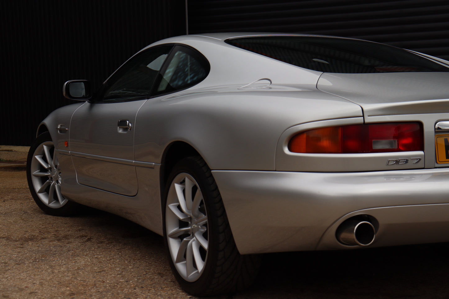 Aston Martin DB7 Vantage - Manual