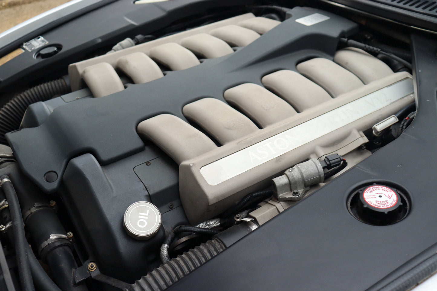 Aston Martin DB7 Vantage - Manual