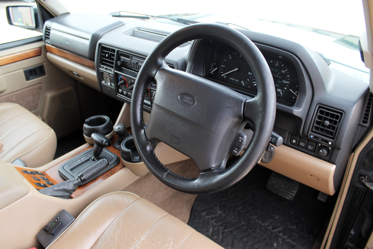 1995 Range Rover Classic - Soft Dash - Live Auction